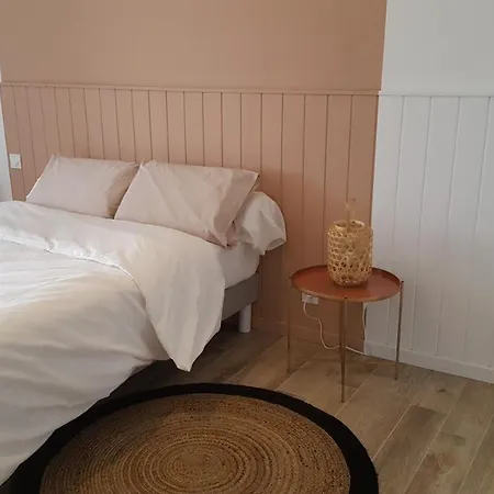 La Maison A Bernard 펜션 *