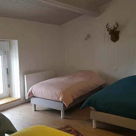 펜션 La Maison A Bernard Beaurepaire (Vendee)